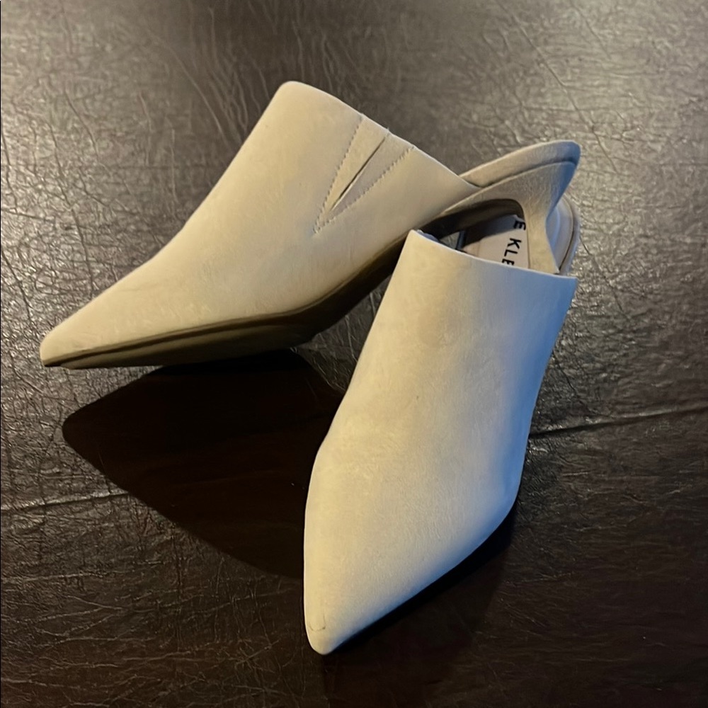 Anne Klein Cream Mules with Pointed Toe